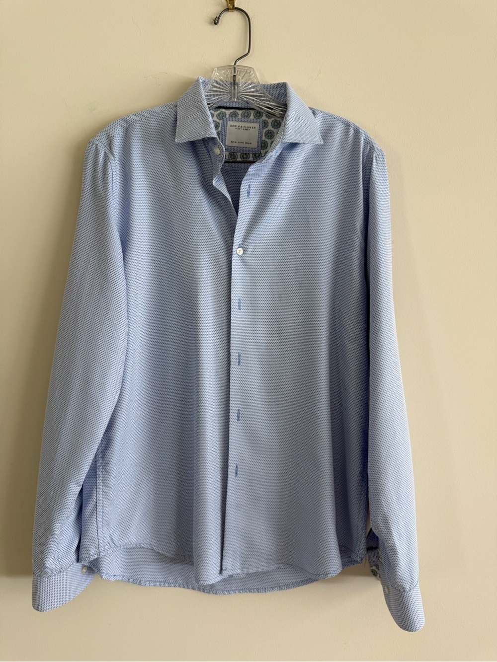 Denim & Flower Light Blue Long-Sleeve Dress Shirt. Like New. Size M